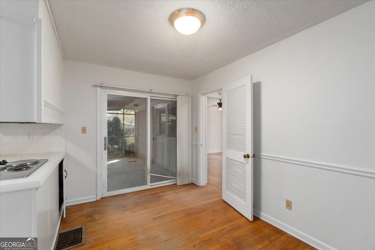 789 Glenn Carrie Road