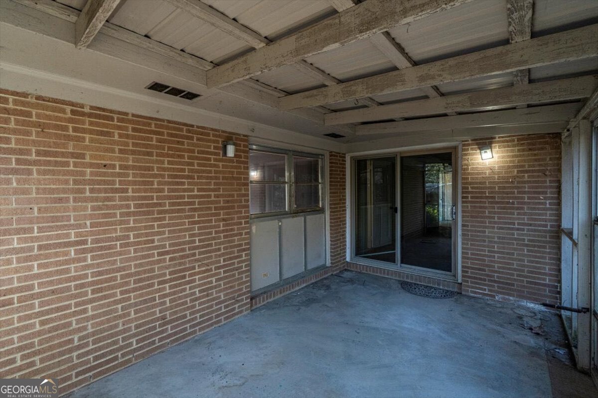 789 Glenn Carrie Road