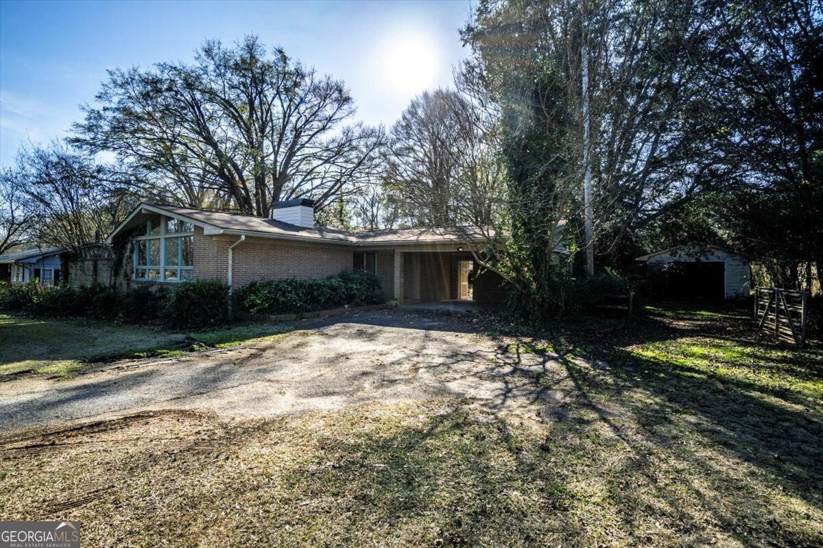 789 Glenn Carrie Road