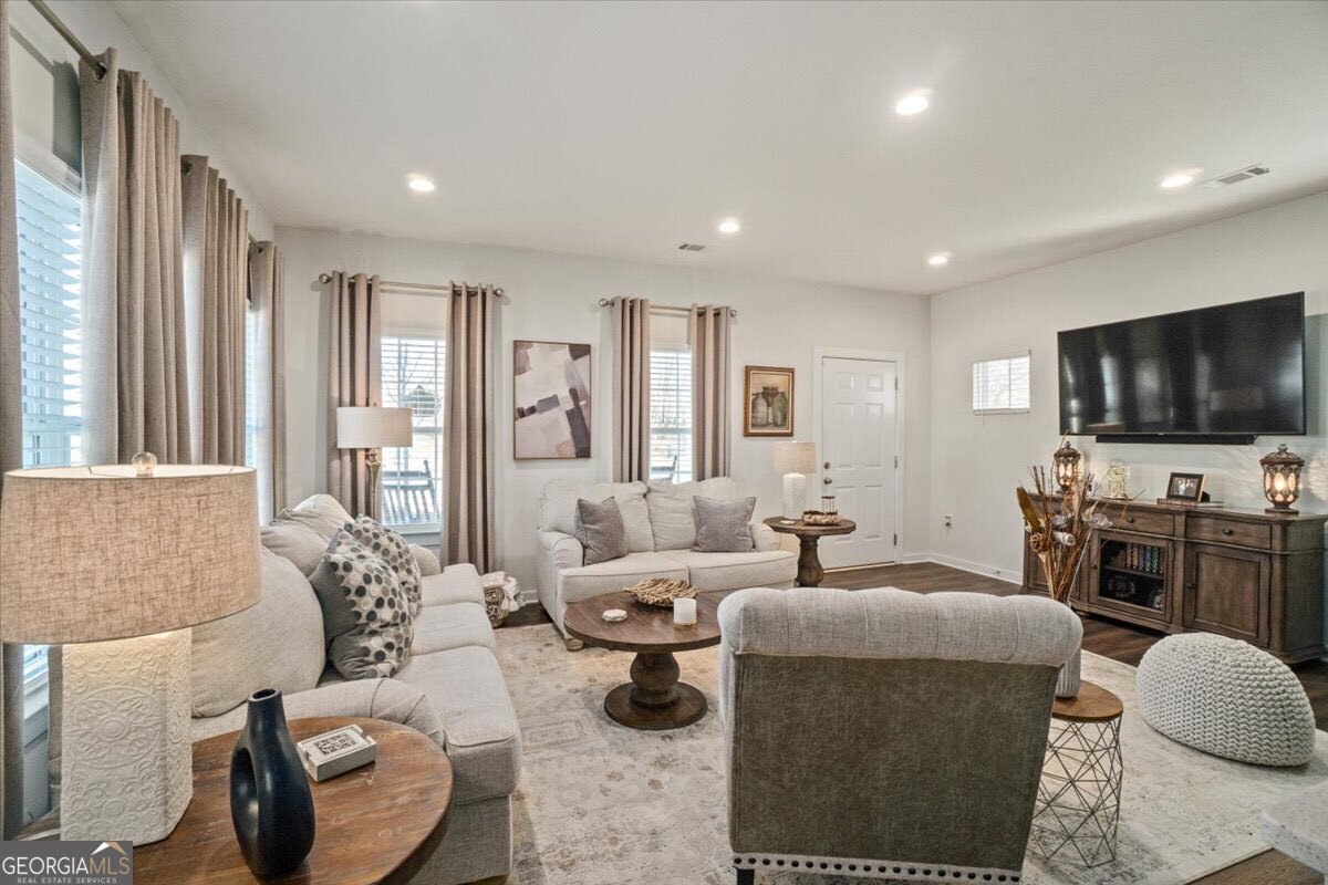 353 Samuel Clemens Way