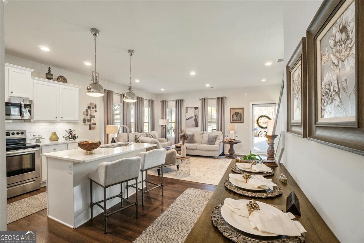 353 Samuel Clemens Way