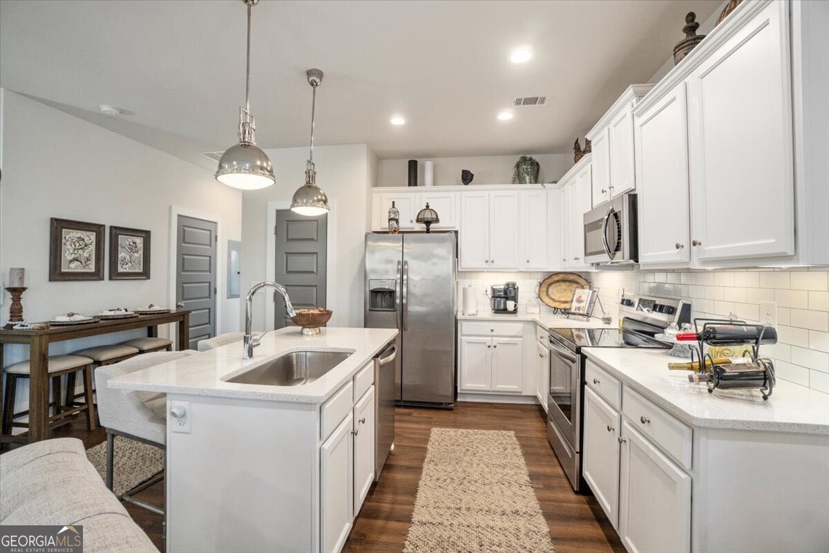 353 Samuel Clemens Way