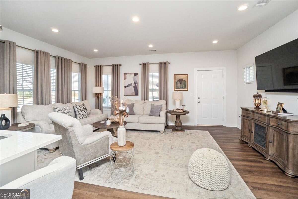 353 Samuel Clemens Way