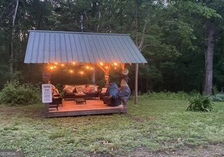 919 Arnold Bottoms Road