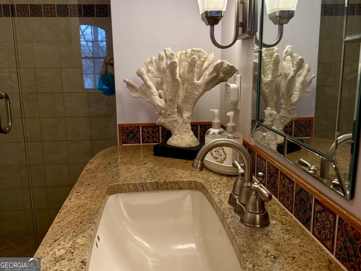 919 Arnold Bottoms Road