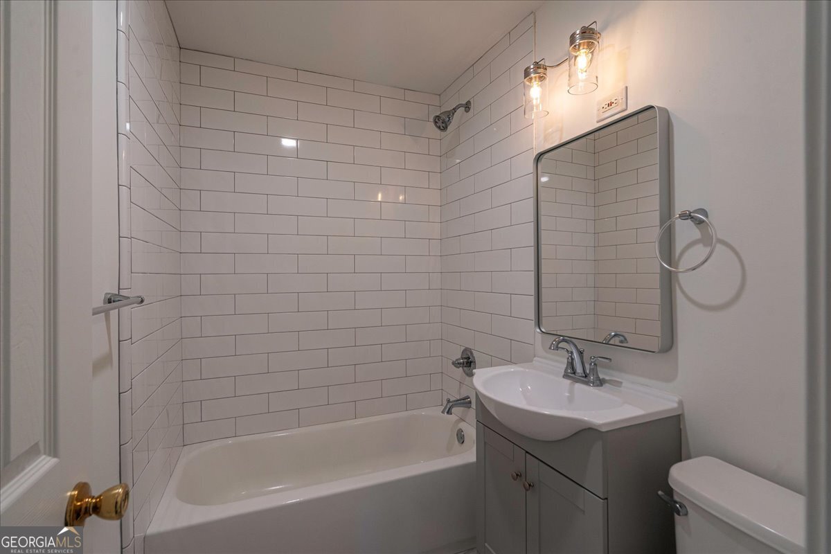 102 Beaverdam Creek Road