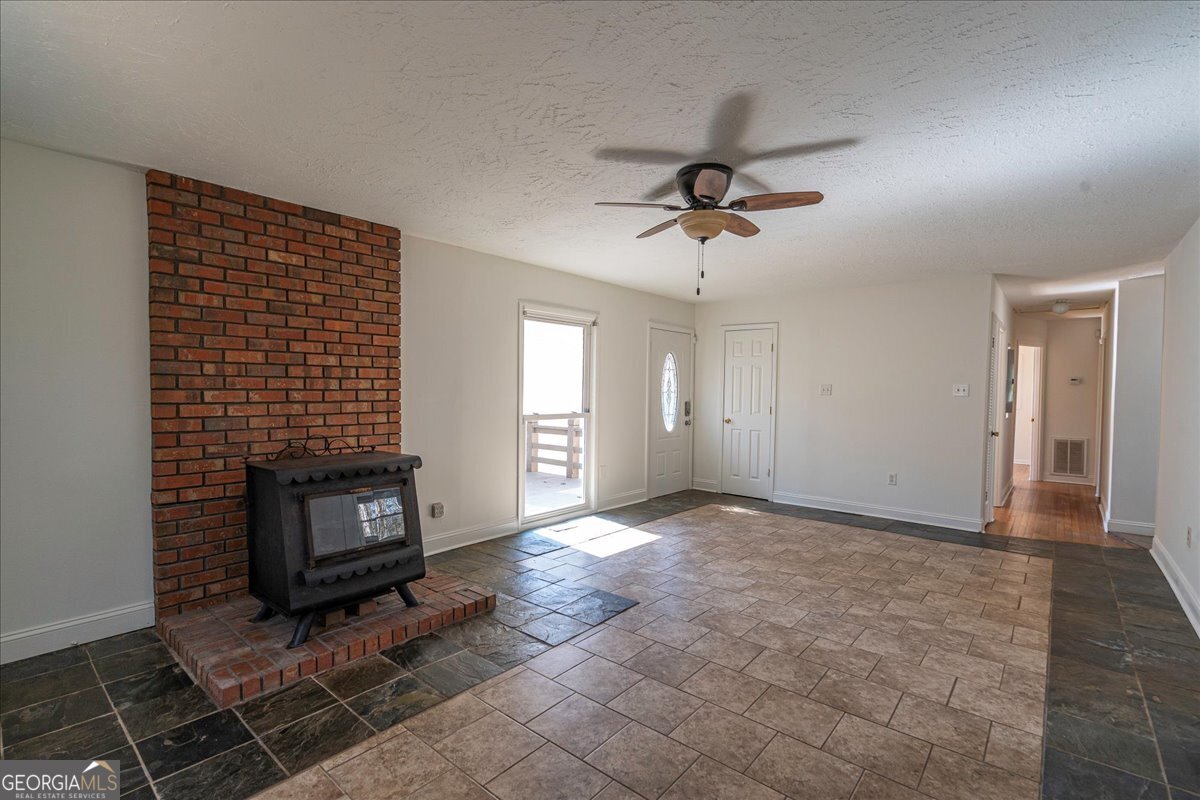 102 Beaverdam Creek Road