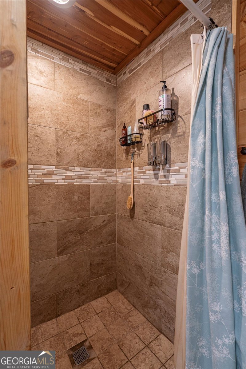 102 Beaverdam Creek Road