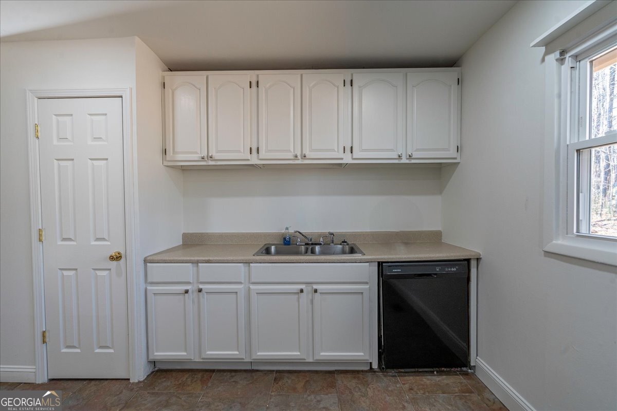 102 Beaverdam Creek Road