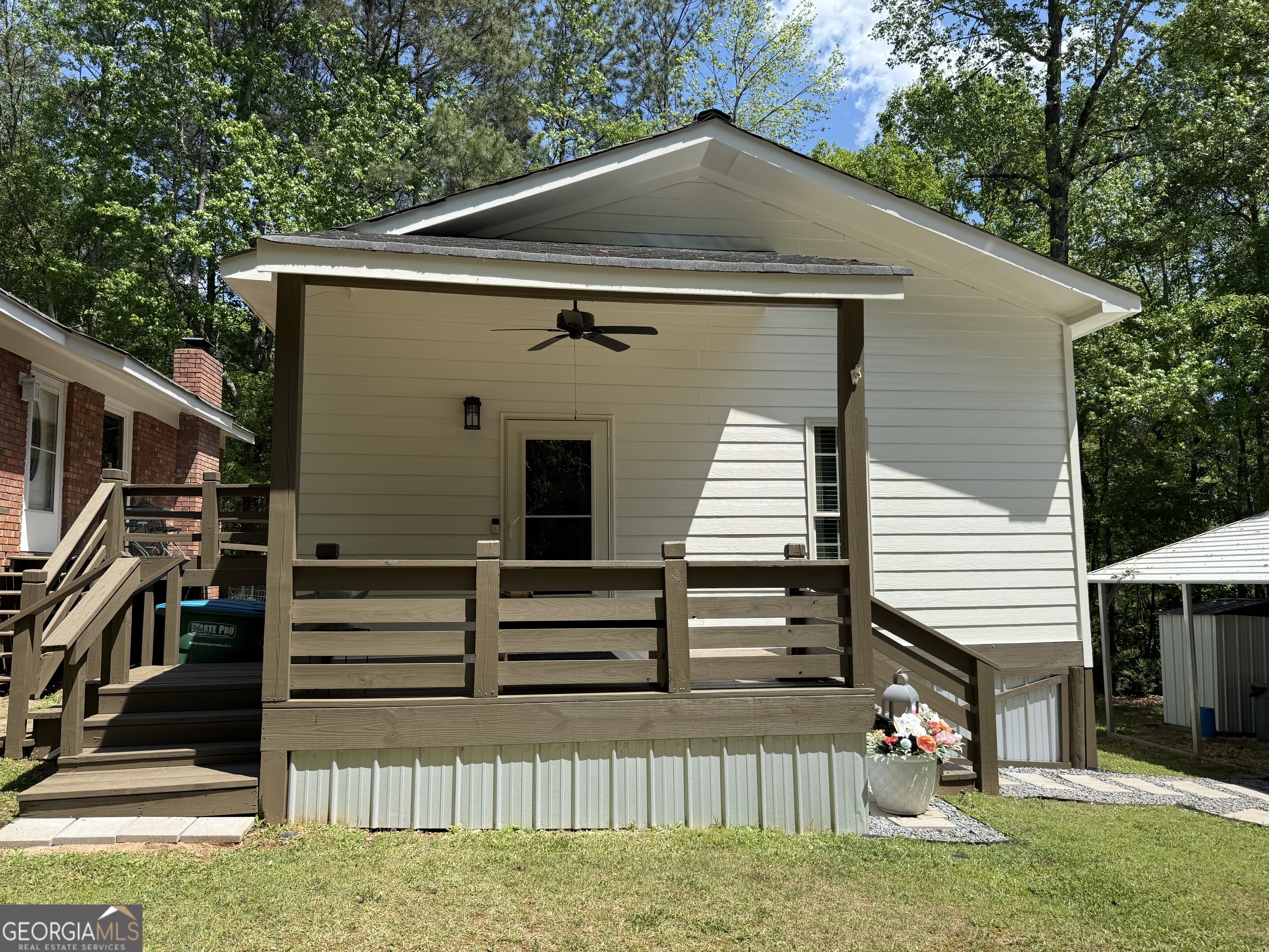 102 Beaverdam Creek Road