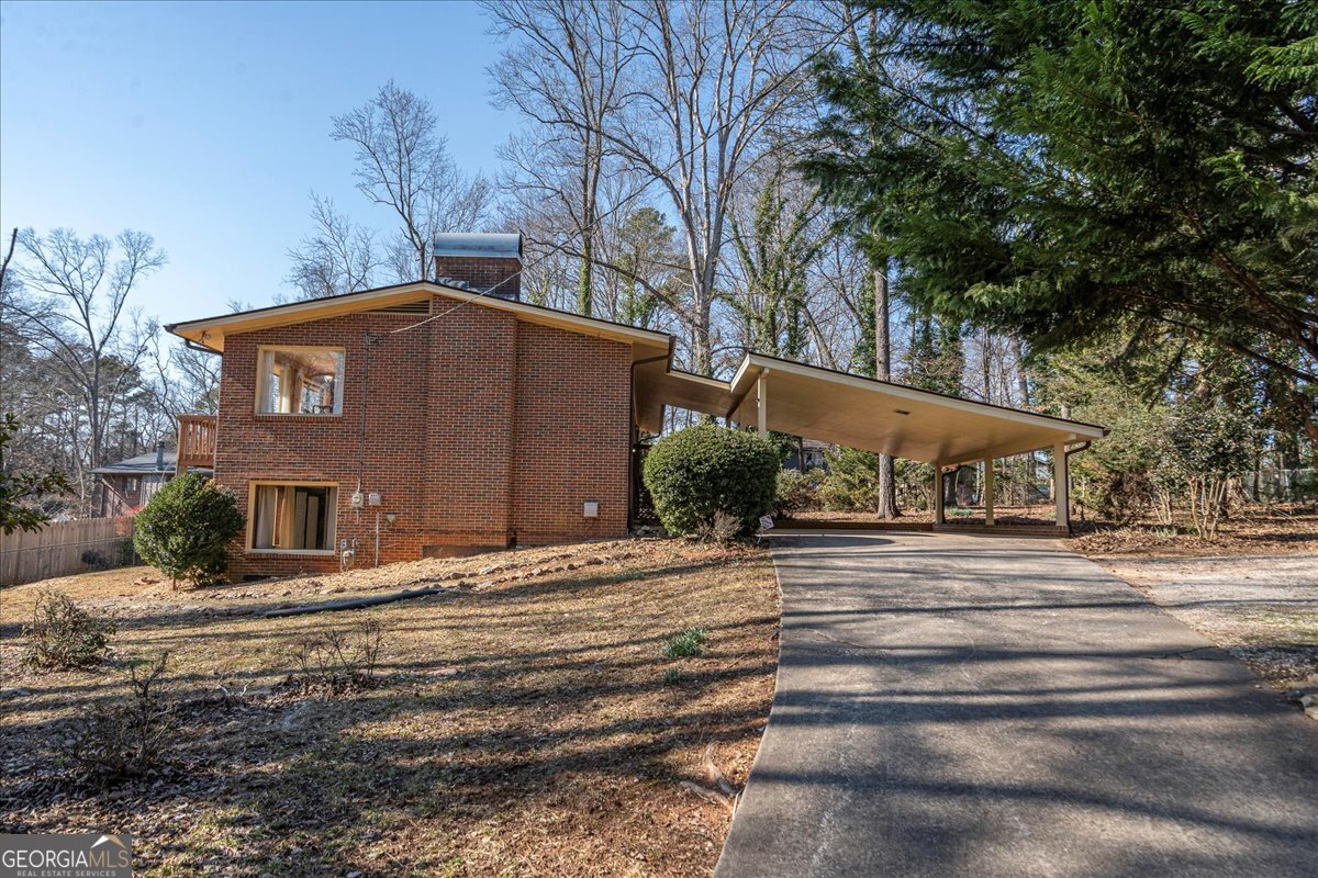 625 Forest Road