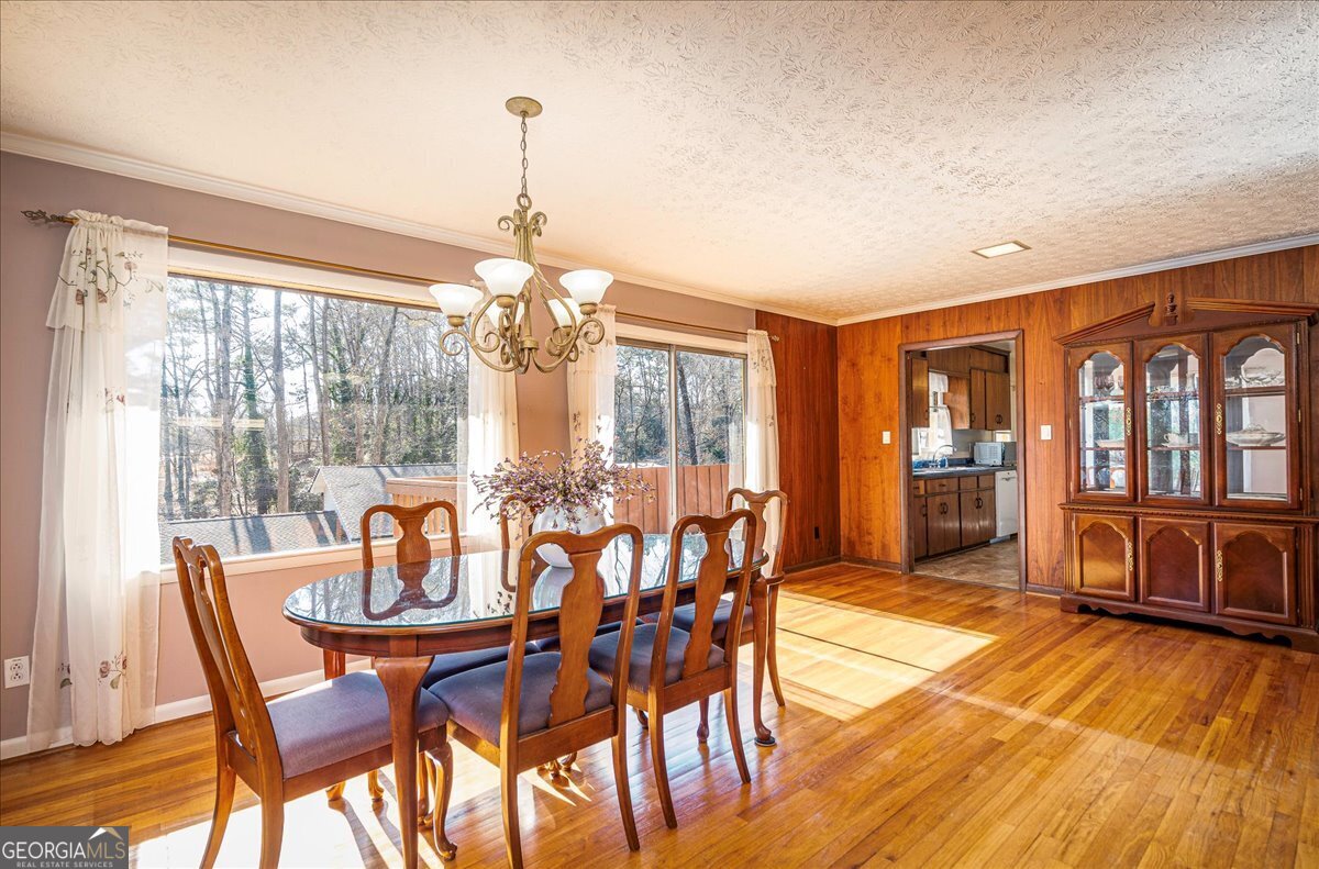 625 Forest Road