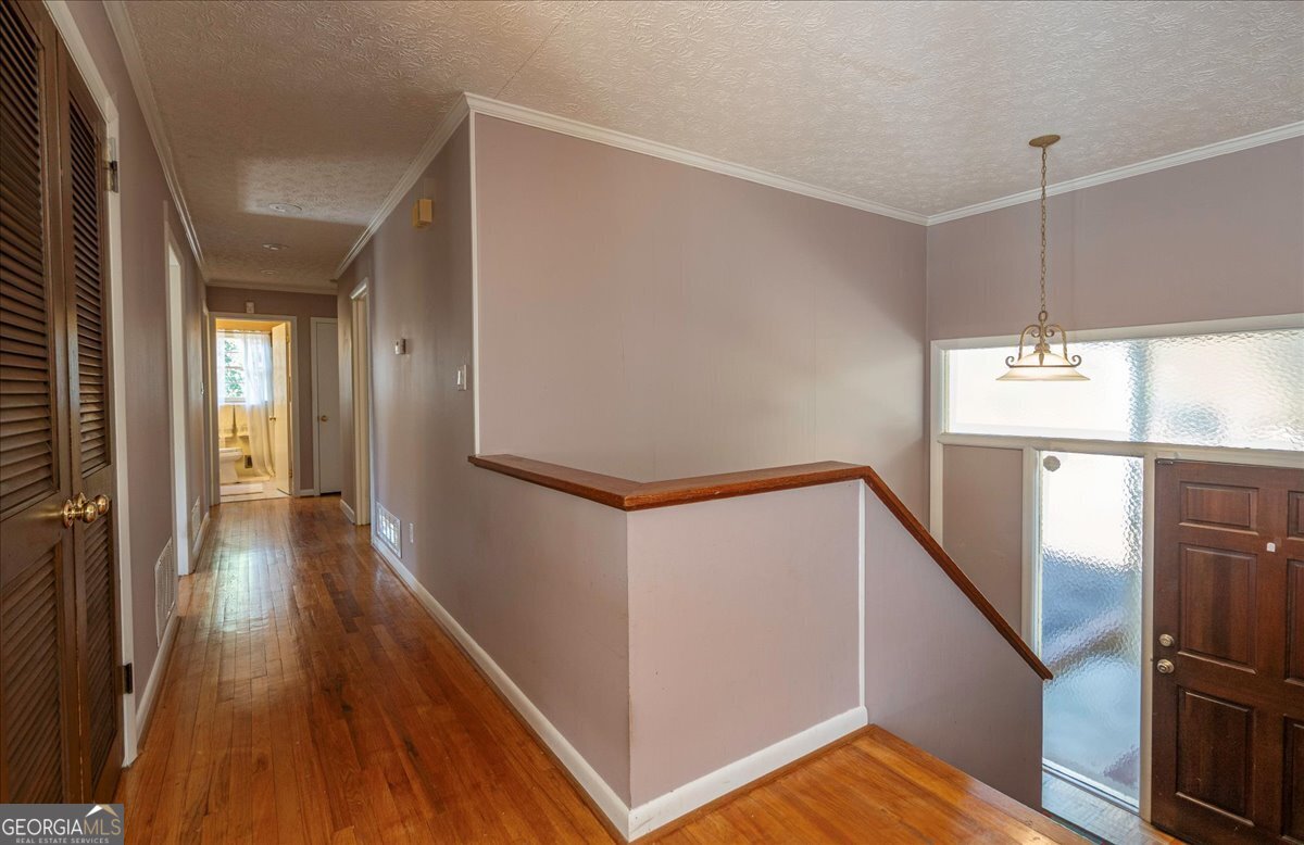 625 Forest Road