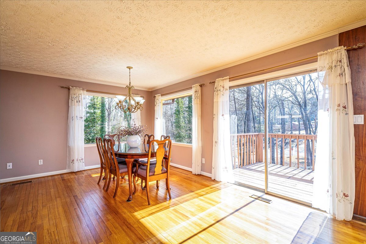 625 Forest Road