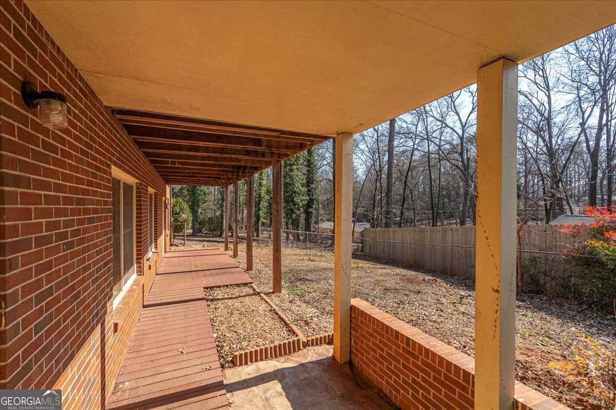 625 Forest Road