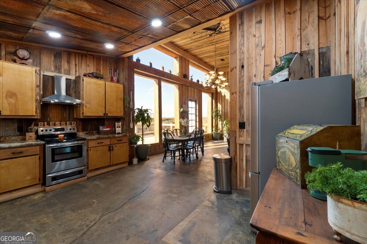 284 Snow Farm Road