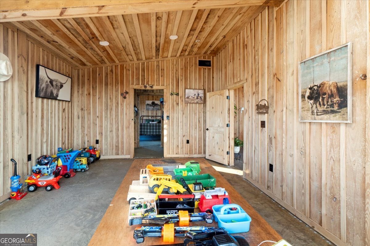 284 Snow Farm Road