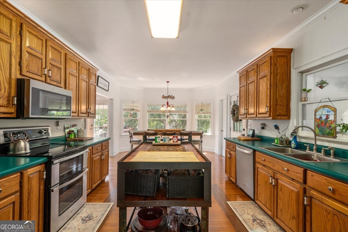 2221 Brush Creek Drive