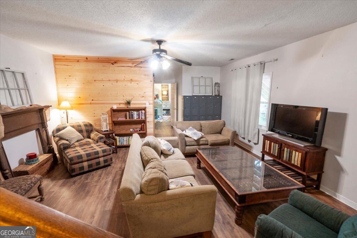 2221 Brush Creek Drive