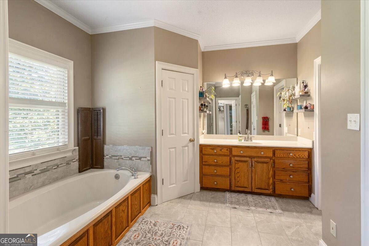 2221 Brush Creek Drive