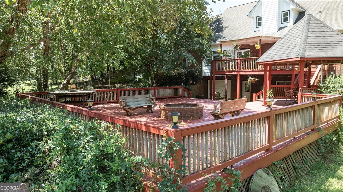 2221 Brush Creek Drive