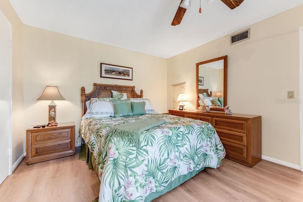 113 CEDAR DUNES DR