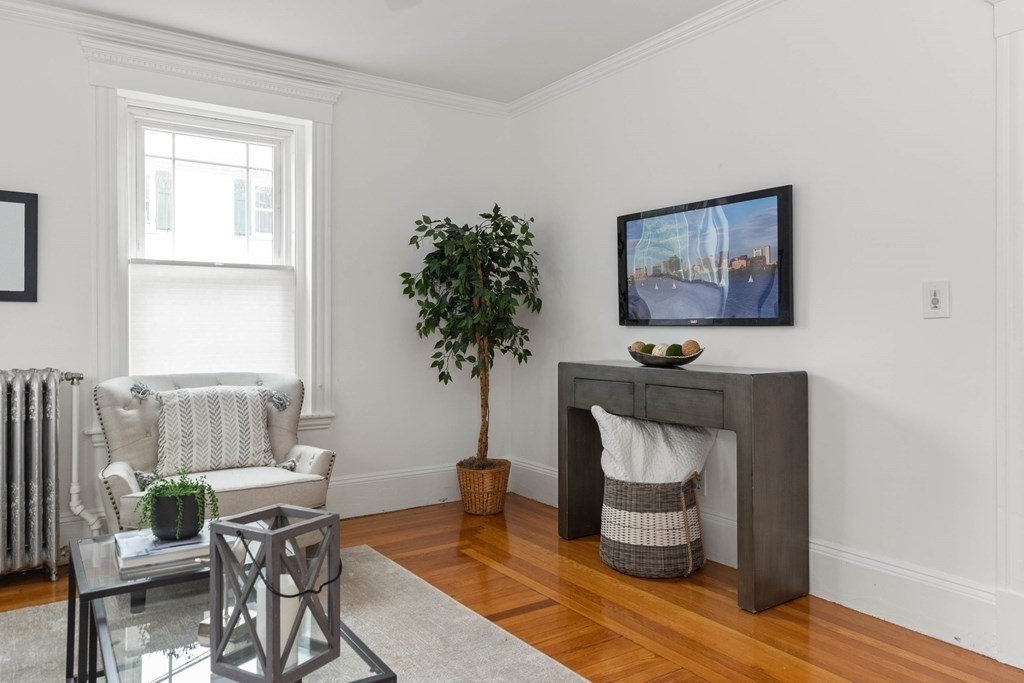 193 Lafayette St # 1