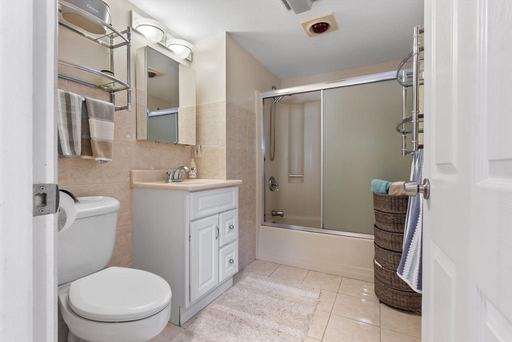 6 Queensberry Drive # 6