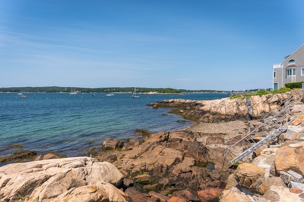 17 Raven Ln # B Unit: 2-B