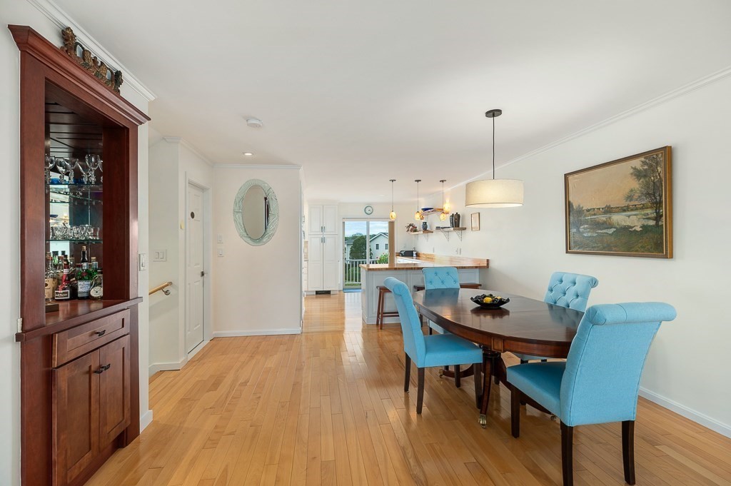 17 Raven Ln # B Unit: 2-B