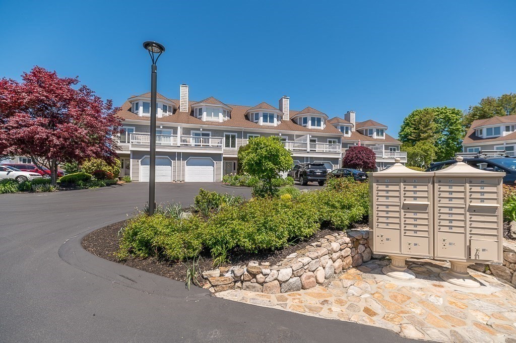 17 Raven Ln # B Unit: 2-B