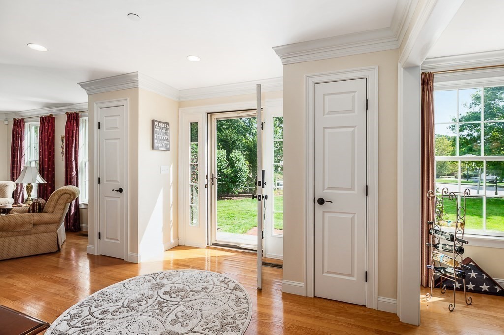 6 Thompsons Farm Way