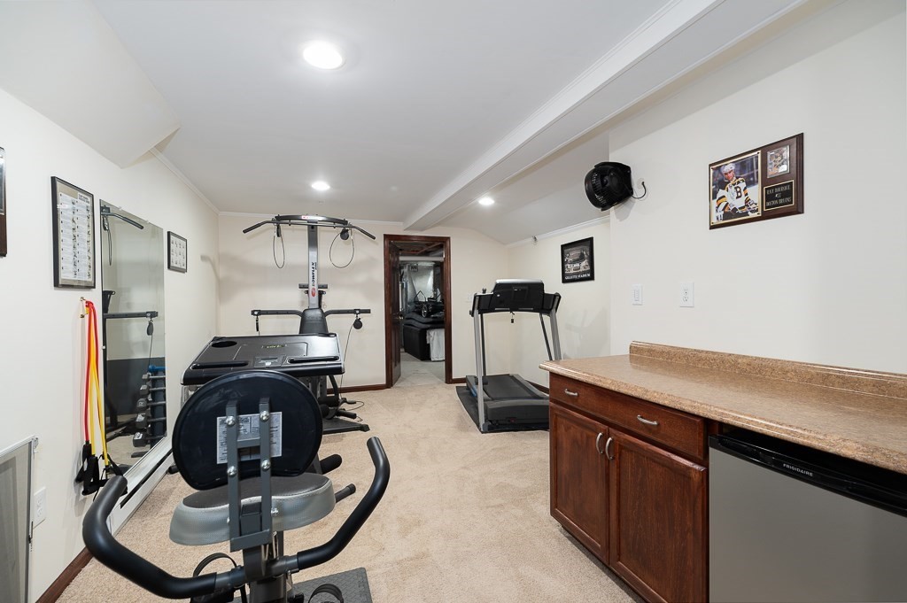 6 Thompsons Farm Way