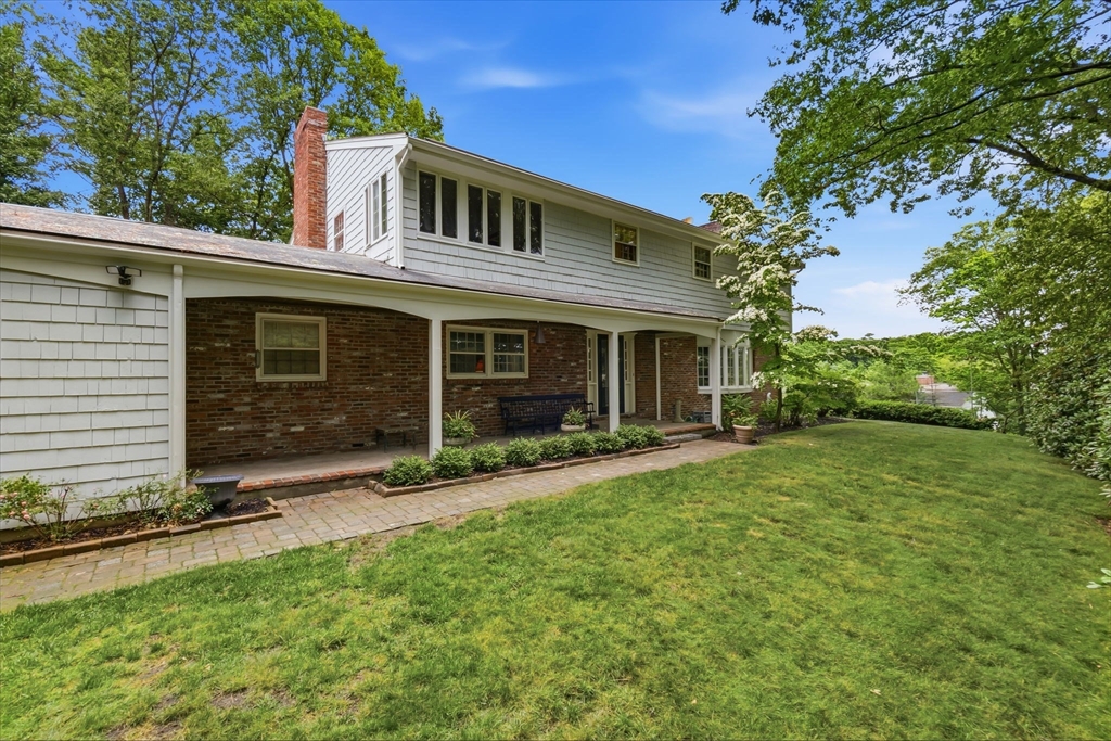 11 Pickman Rd