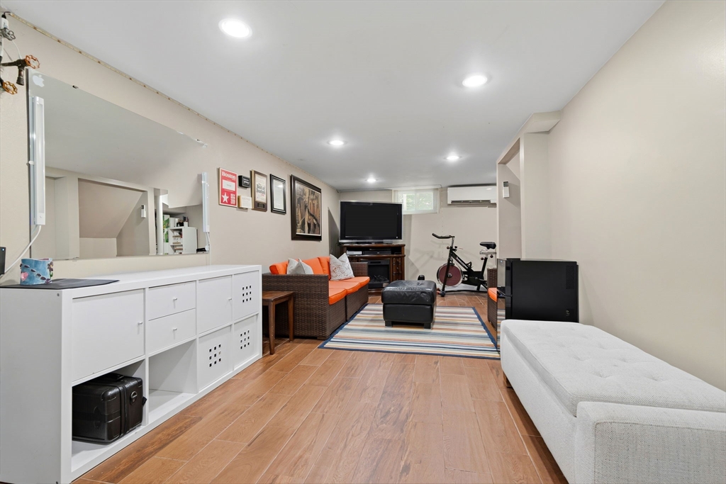 72 Mishawum Rd