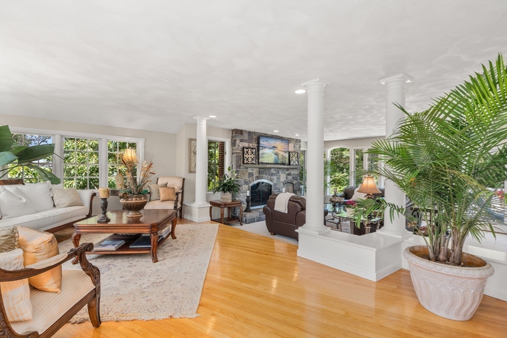 7 Sea Fox Lane