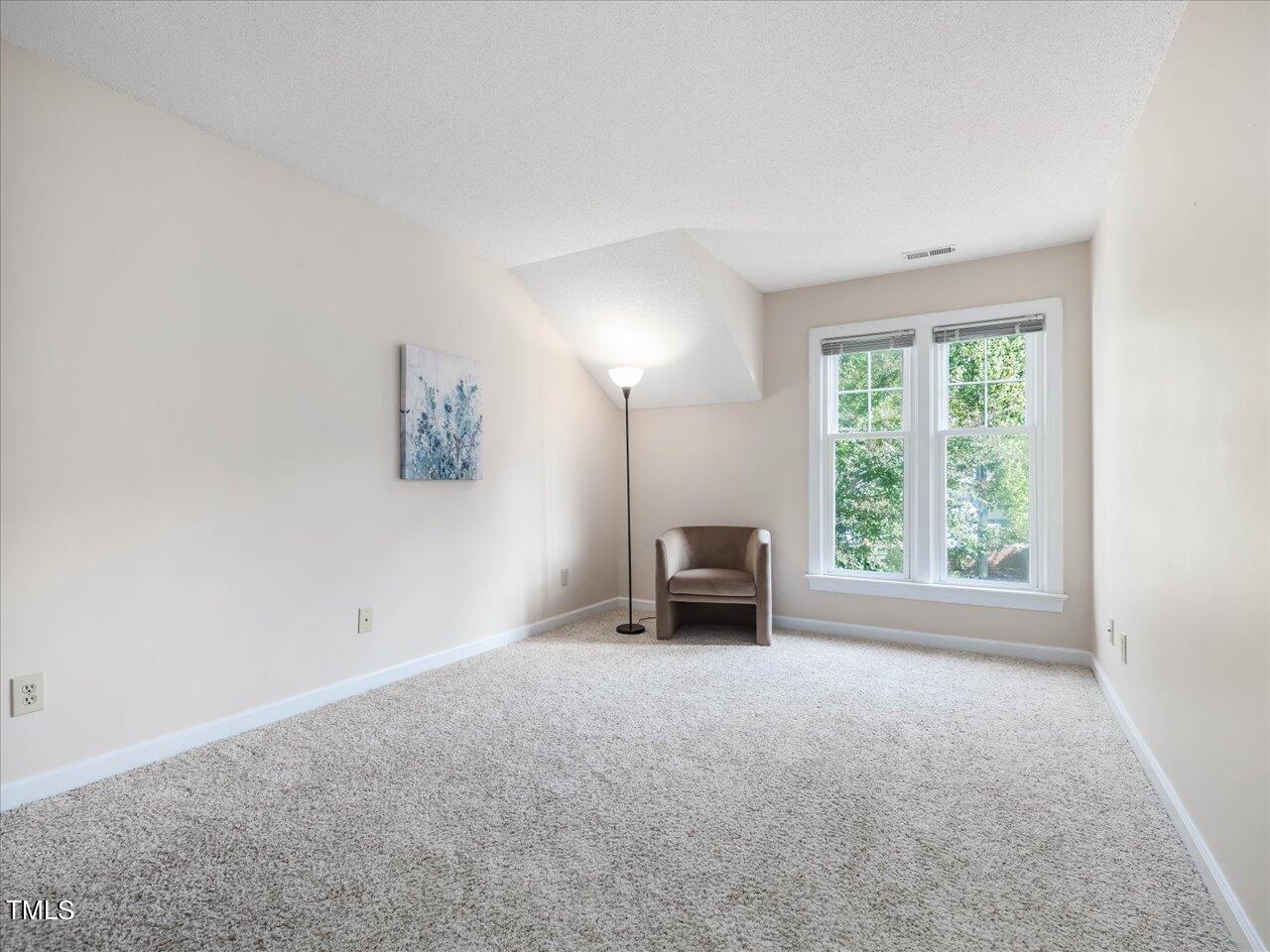 108 Schaffer Close