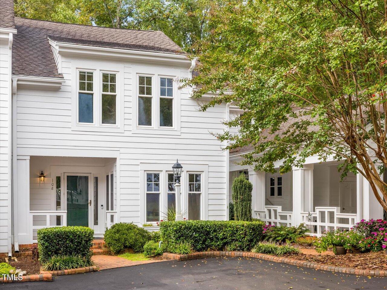 108 Schaffer Close