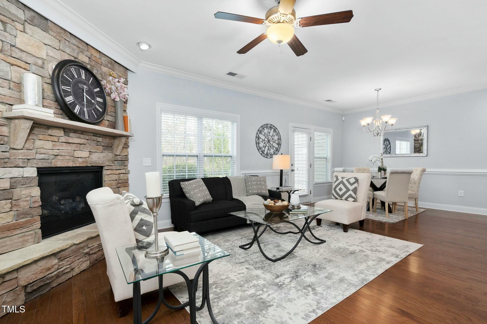 1052 Monmouth Loop