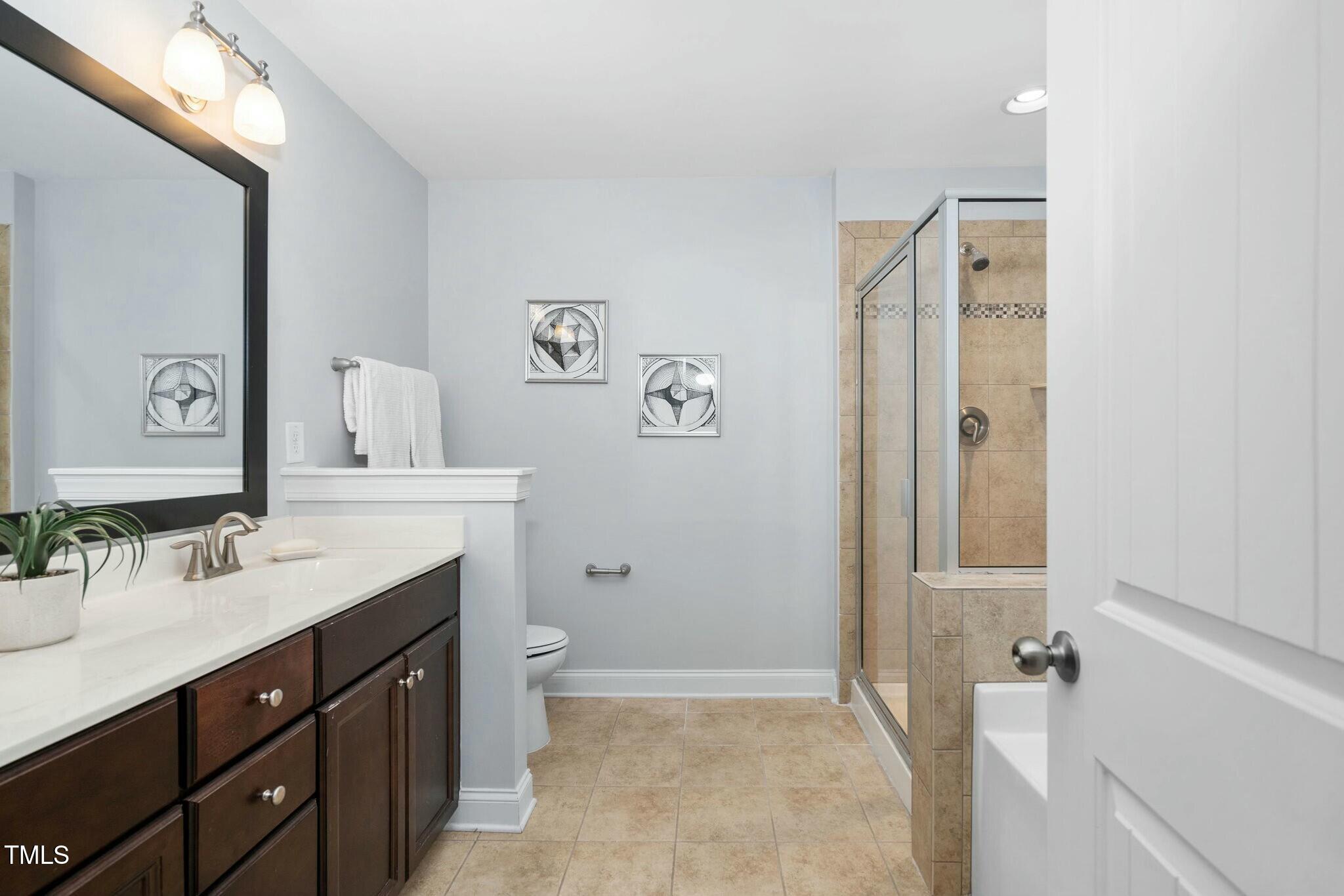 1052 Monmouth Loop