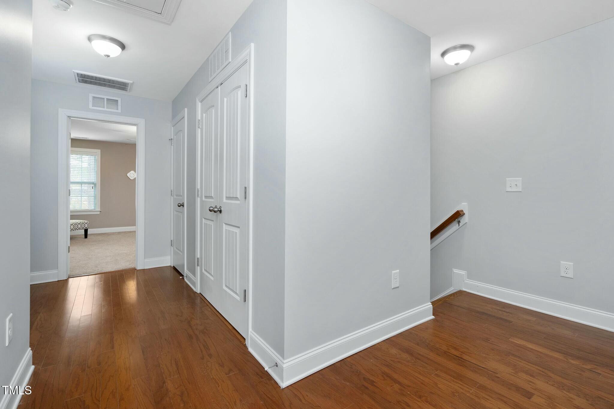 1052 Monmouth Loop