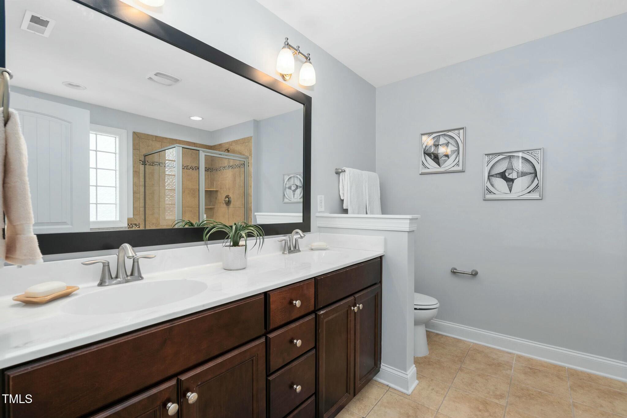 1052 Monmouth Loop