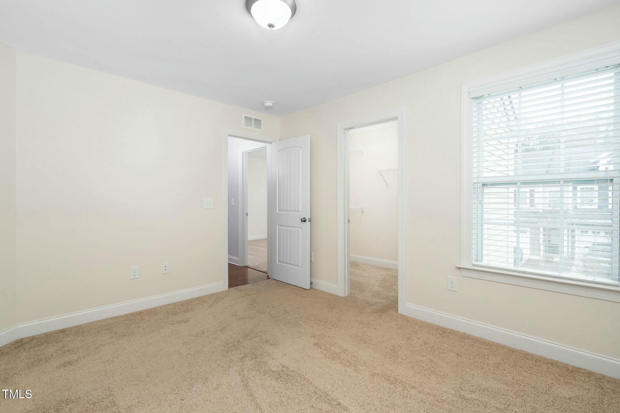 1052 Monmouth Loop