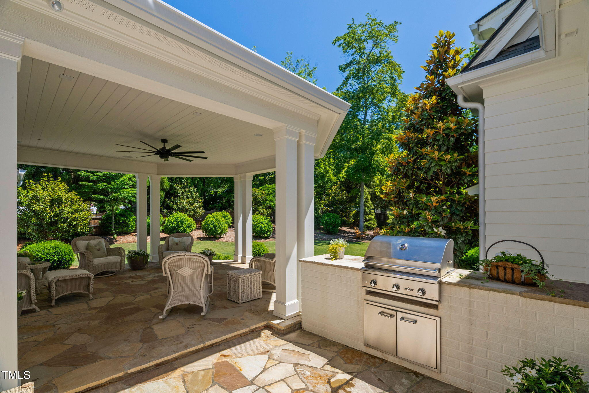 4404 Yadkin Drive