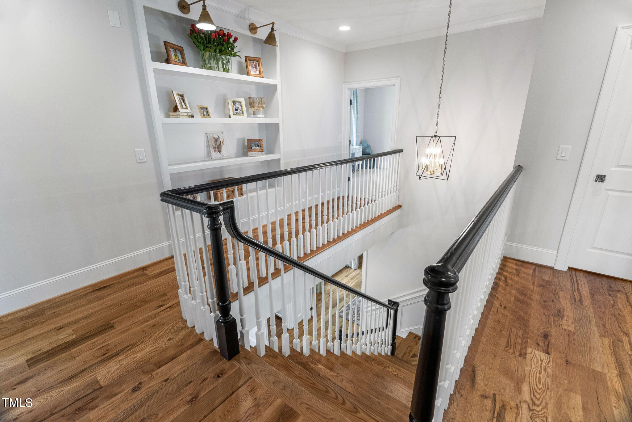 4404 Yadkin Drive