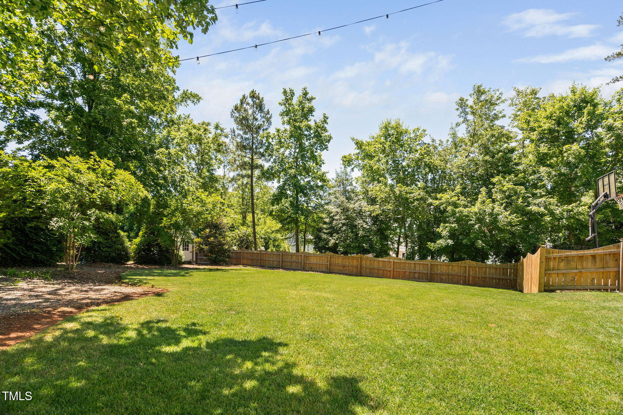 4404 Yadkin Drive
