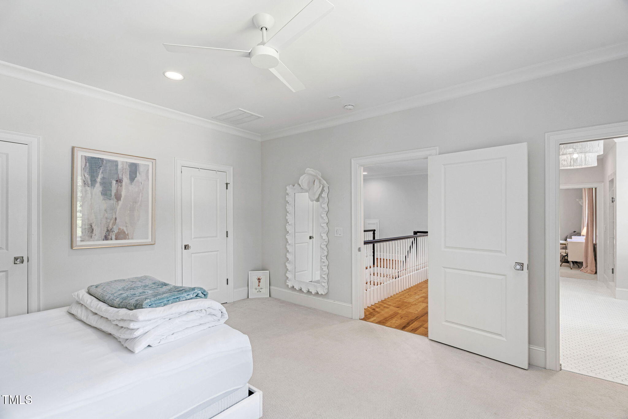 4404 Yadkin Drive