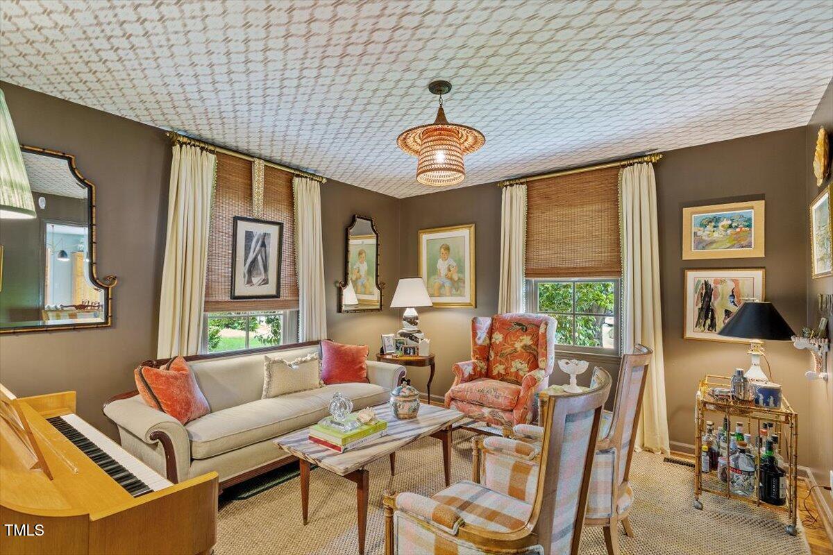 3308 Cobblestone Court Court