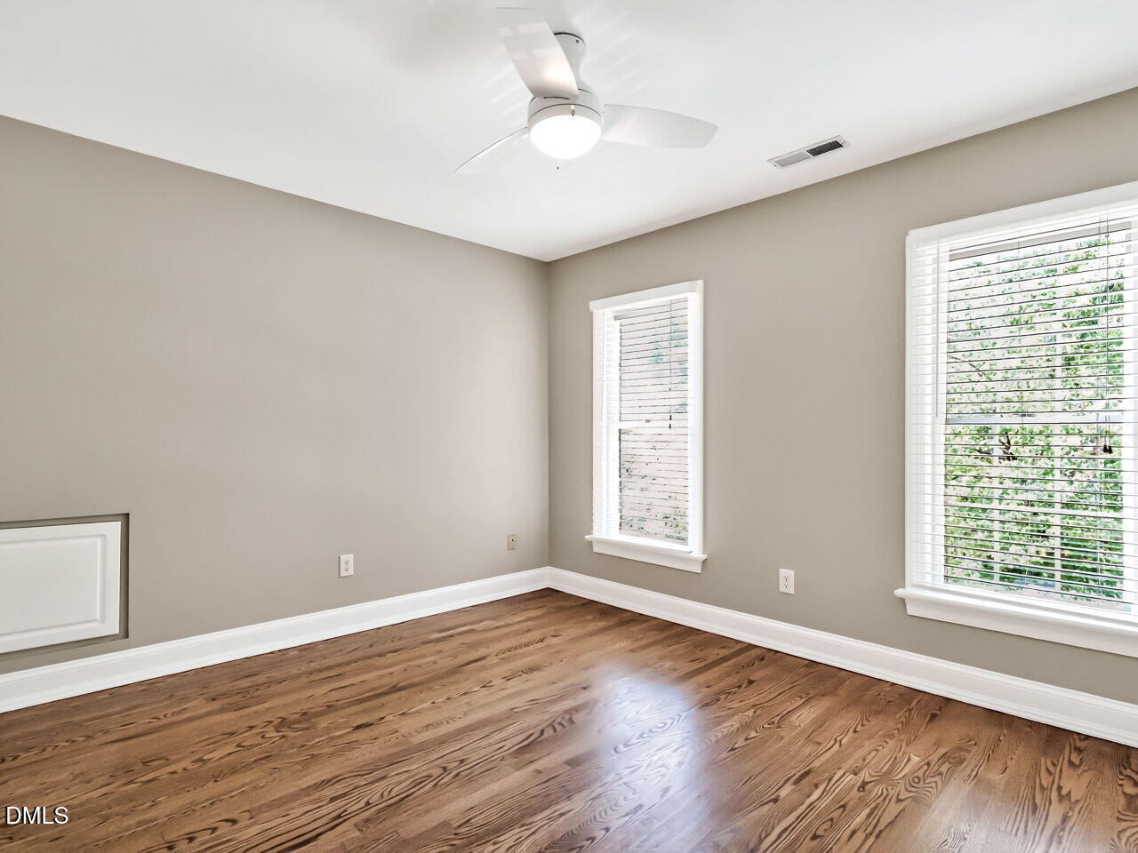 106 Drysdale Court