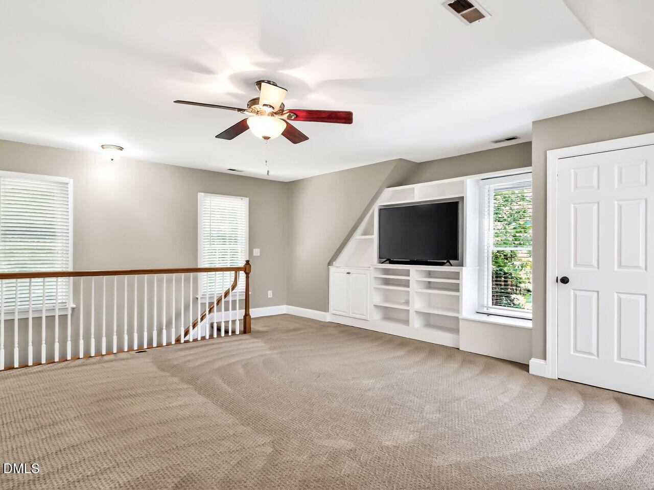 106 Drysdale Court